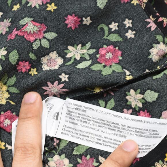 Abercrombie & Fitch Women Blouse V Neck Sleeveless Polyester Black Size S - Picture 8 of 8